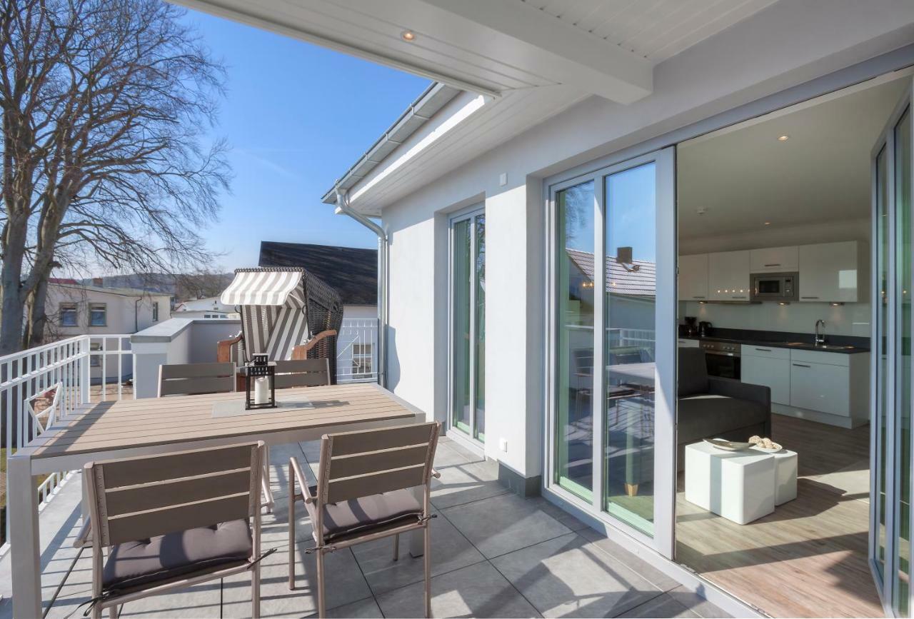 Aparthotel Villa Lea ゼーバート・ヘリングスドルフ エクステリア 写真
