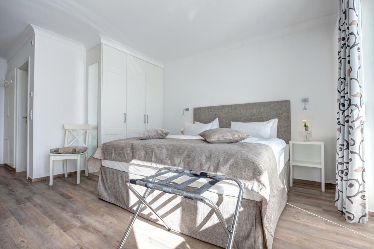 Aparthotel Villa Lea ゼーバート・ヘリングスドルフ エクステリア 写真
